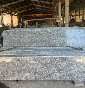 Đá trắng vân gỗ