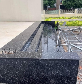 Đá đen nhiệt đới