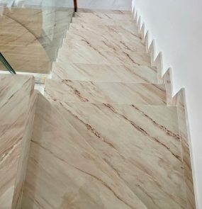Đá nung kết vân xéo