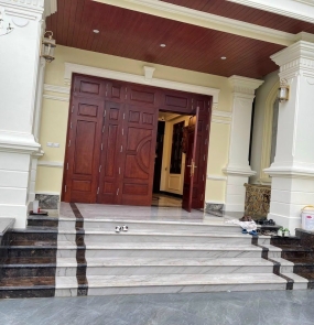 Bậc tam cấp 2
