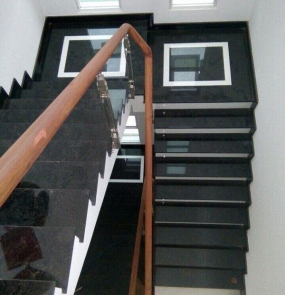 Đá ĐEN ẤN ĐỘ